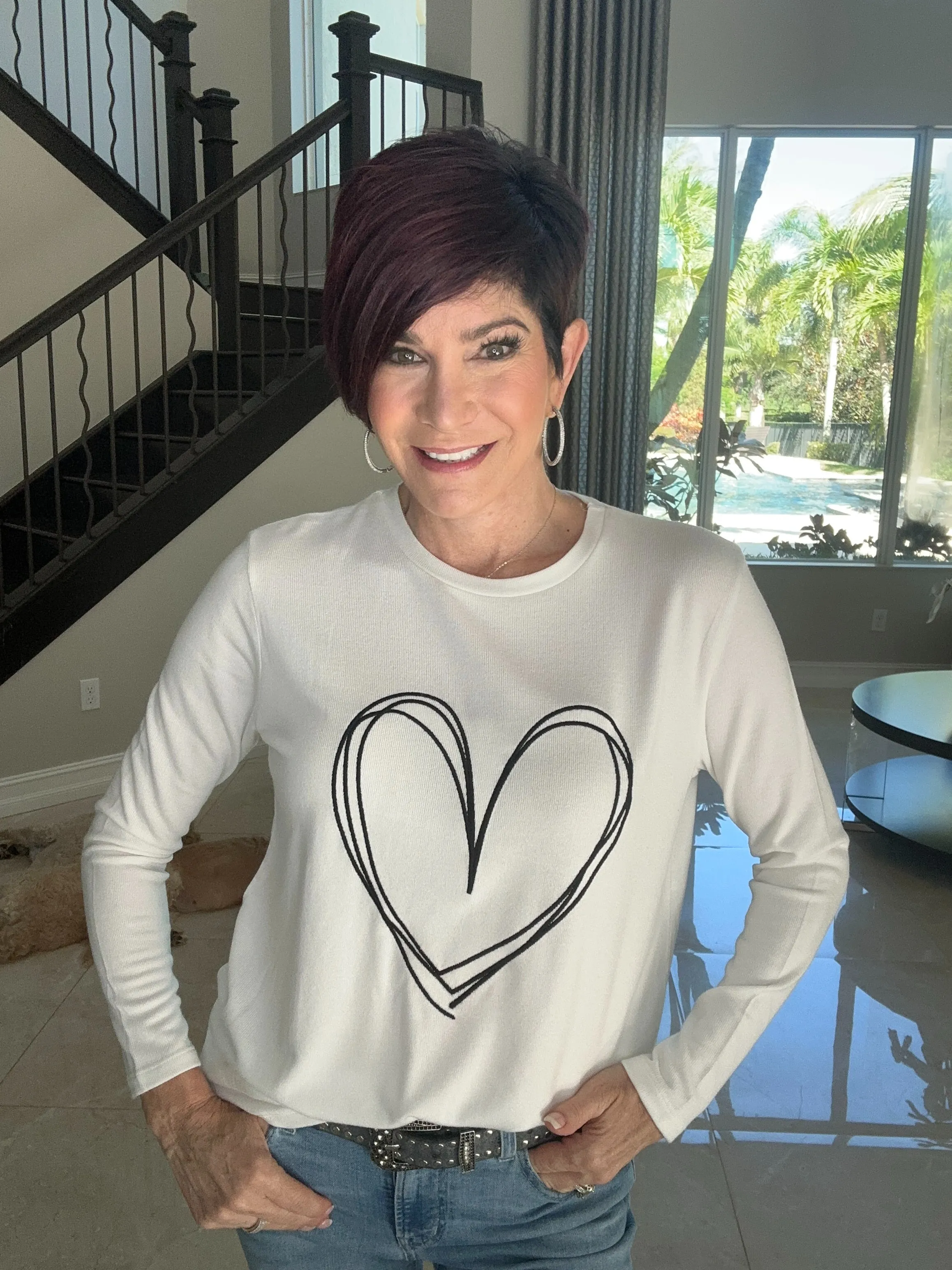Heart Detail Scoop Top