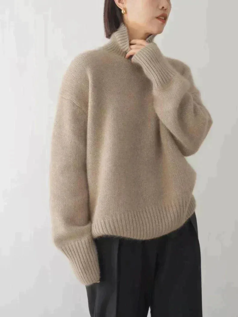 Liv - Comfortable Sweater With Col