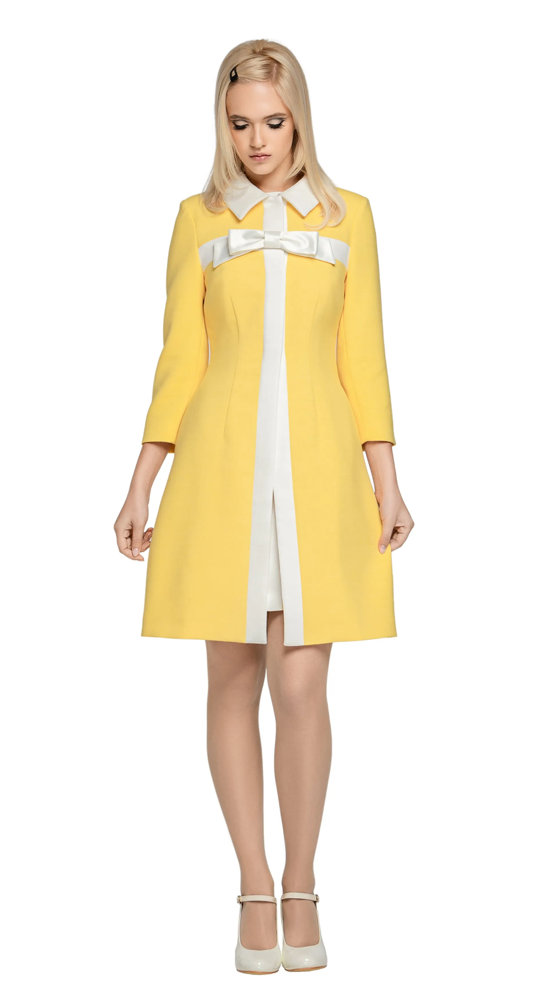 MARMALADE 60s Style Black/Light Cream Coat with Detachable Bow