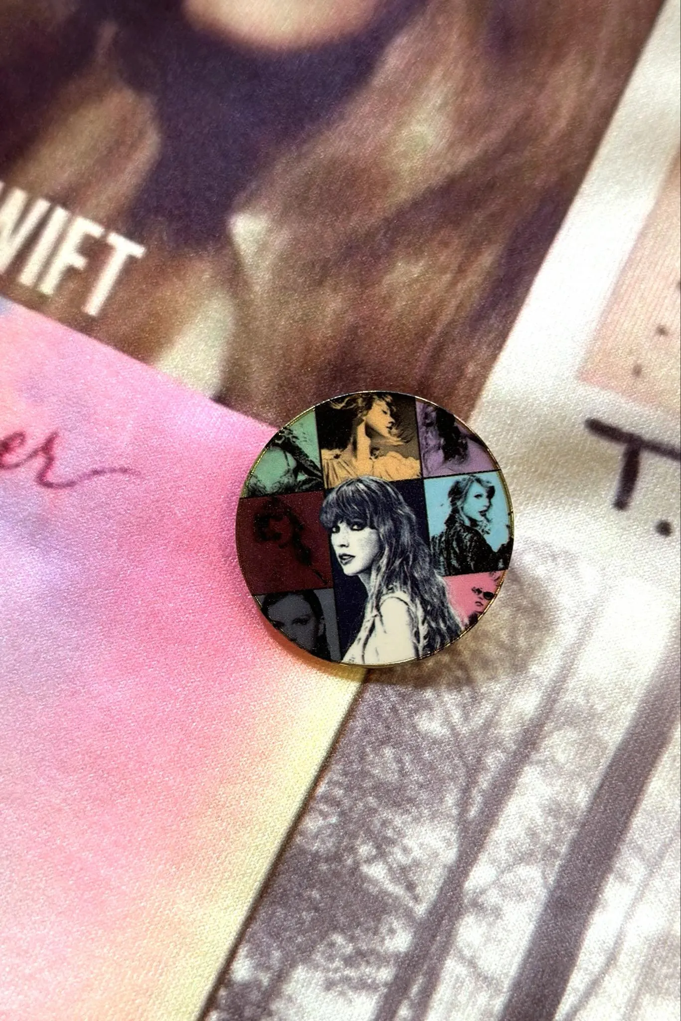 [T. Swift] Metal Pins